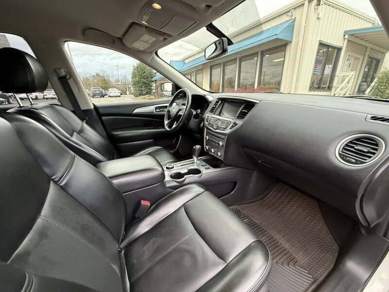 2017 Nissan Pathfinder