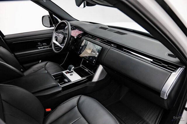 2024 Land Rover Range Rover P400 SE