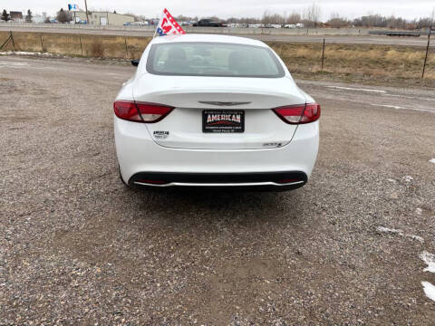 2016 Chrysler 200 LX