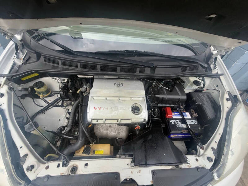 2004 Toyota Sienna XLE Limited 7 Passenger