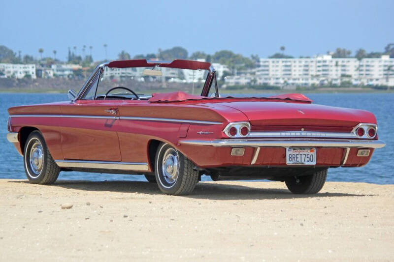 1962 Oldsmobile F-85