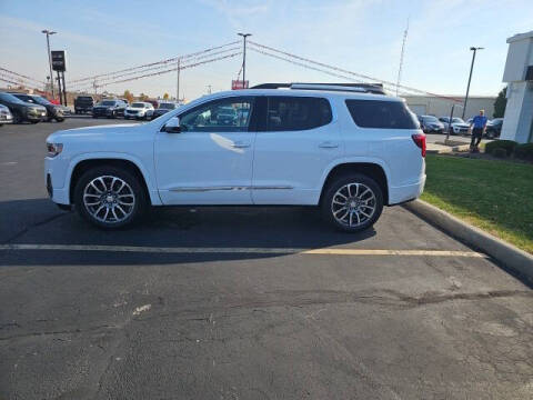 2023 GMC Acadia Denali