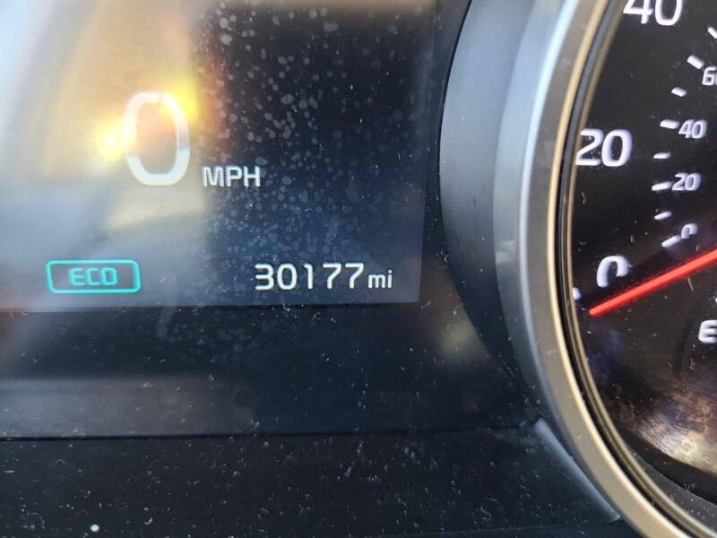 2023 Kia Carnival LX