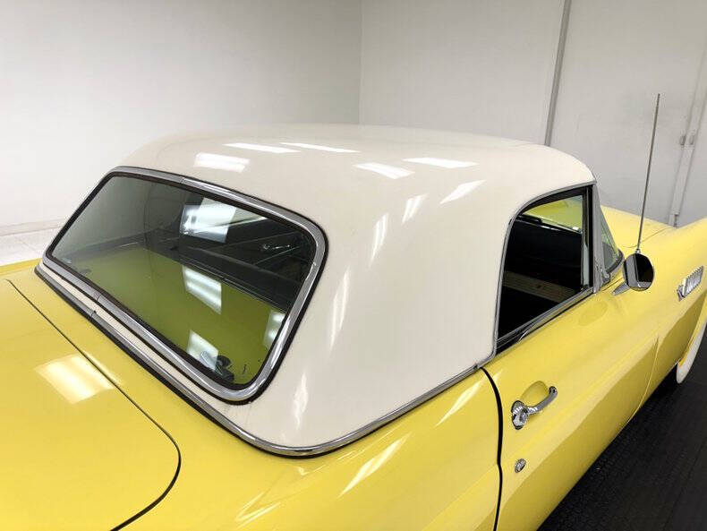 1955 Ford Thunderbird