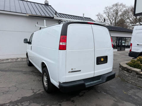 2020 Chevrolet Express 2500