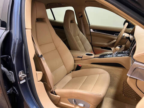 2014 Porsche Panamera