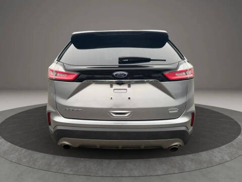 2020 Ford Edge