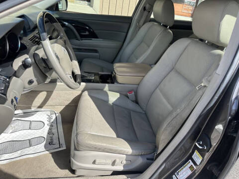 2010 Acura RL
