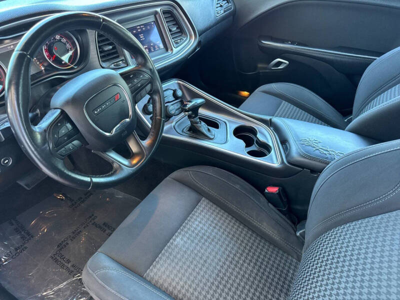 2018 Dodge Challenger SXT
