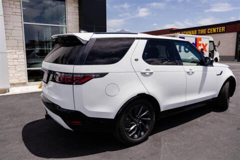 2022 Land Rover Discovery P360 S R-Dynamic