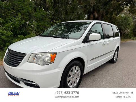 2014 Chrysler Town and Country Touring