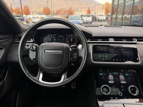 2018 Land Rover Range Rover Velar P250 R-Dynamic HSE