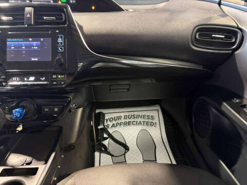 2019 Toyota Prius L Eco