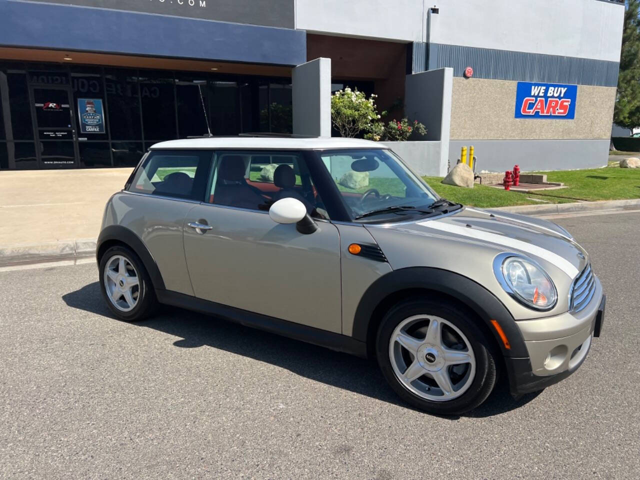 2007 MINI Cooper for sale at ZRV AUTO INC in Brea, CA