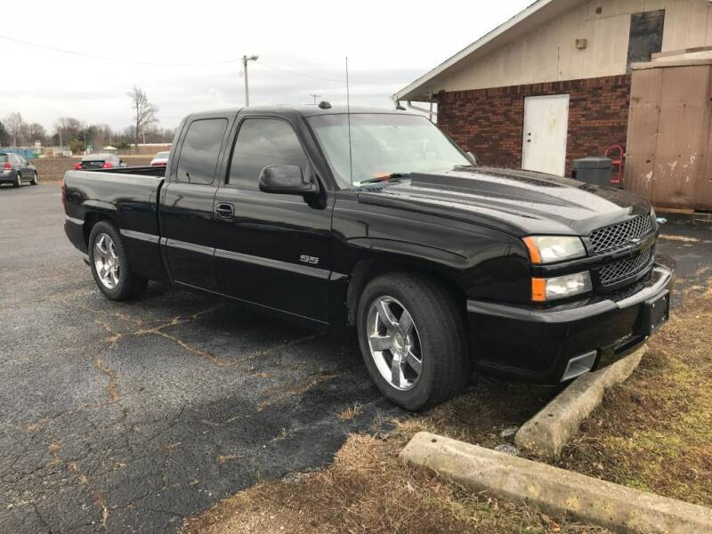 2005 Chevrolet Silverado 1500 SS for sale at Taylorville Auto Sales in Taylorville IL