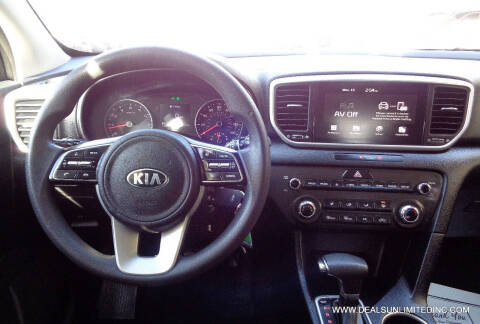 2022 Kia Sportage LX