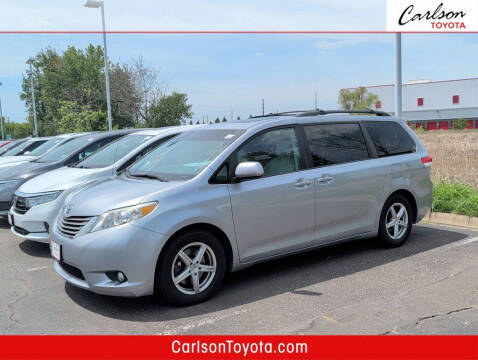 2012 Toyota Sienna