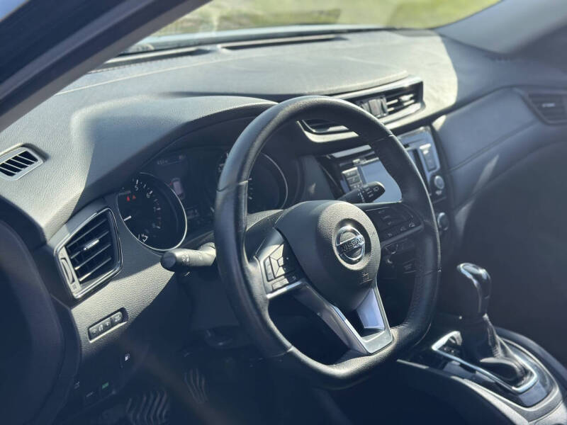 2018 Nissan Rogue S
