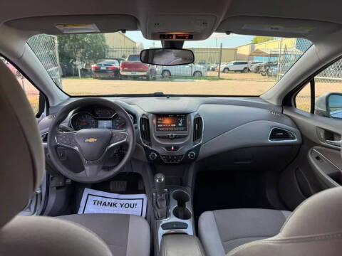 2018 Chevrolet Cruze LT Auto