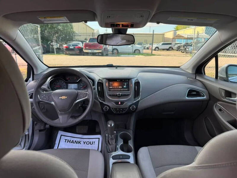 2018 Chevrolet Cruze LT Auto
