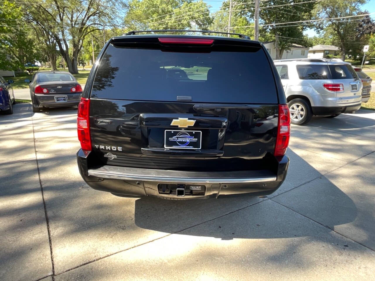 2013 Chevrolet Tahoe for sale at Auto Connection in Waterloo, IA