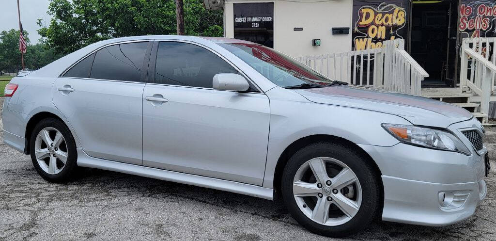 2011 Toyota Camry for sale at Auto Auction 4 U, LLC in Converse, TX