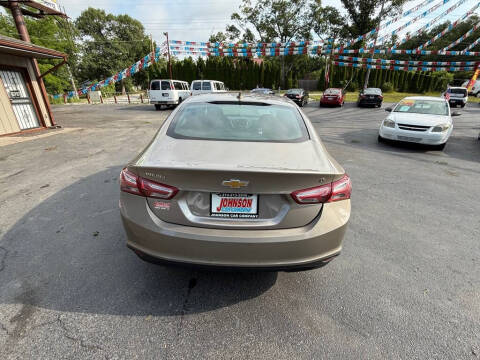 2022 Chevrolet Malibu LT