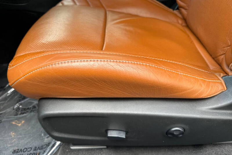 2015 Dodge Challenger SRT Hellcat