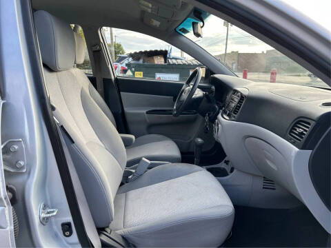 2011 Hyundai Accent GLS