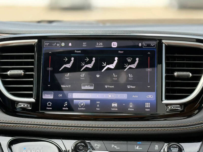 2021 Chrysler Pacifica Hybrid Pinnacle