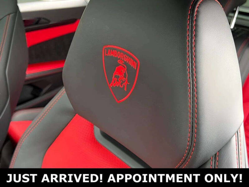 2022 Lamborghini Urus
