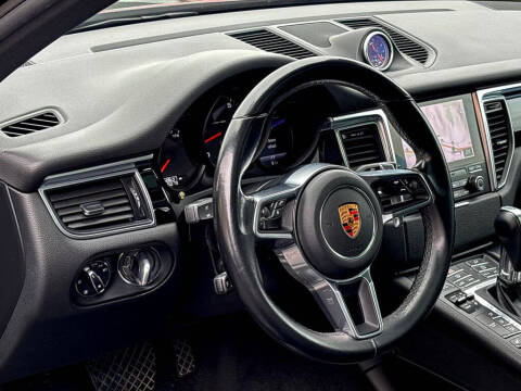 2018 Porsche Macan