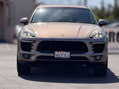 2016 Porsche Macan S