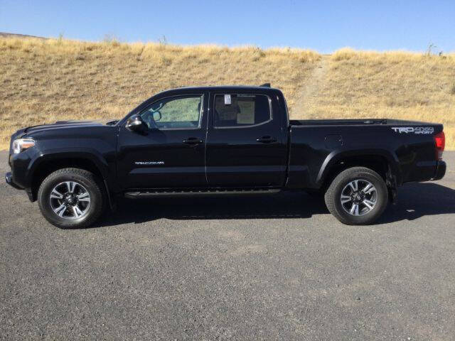 2017 Toyota Tacoma TRD Sport