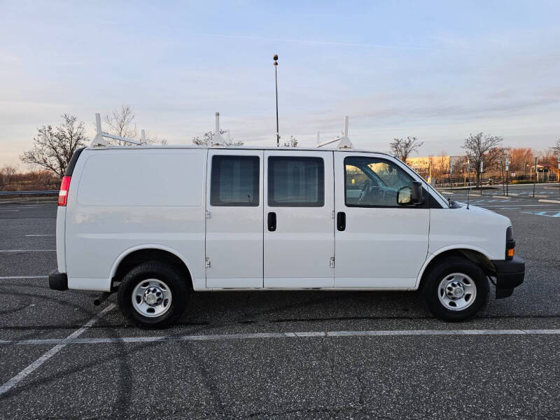 2019 Chevrolet Express 2500