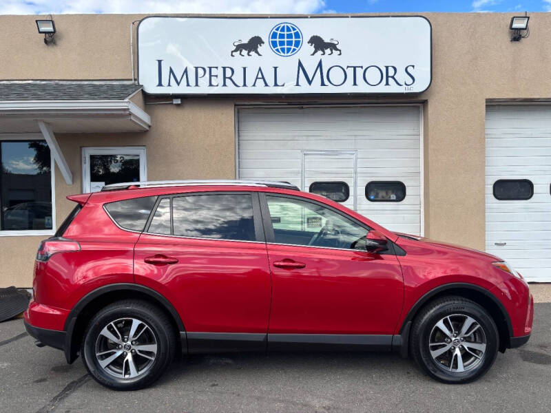 2017 Toyota RAV4 XLE's photo