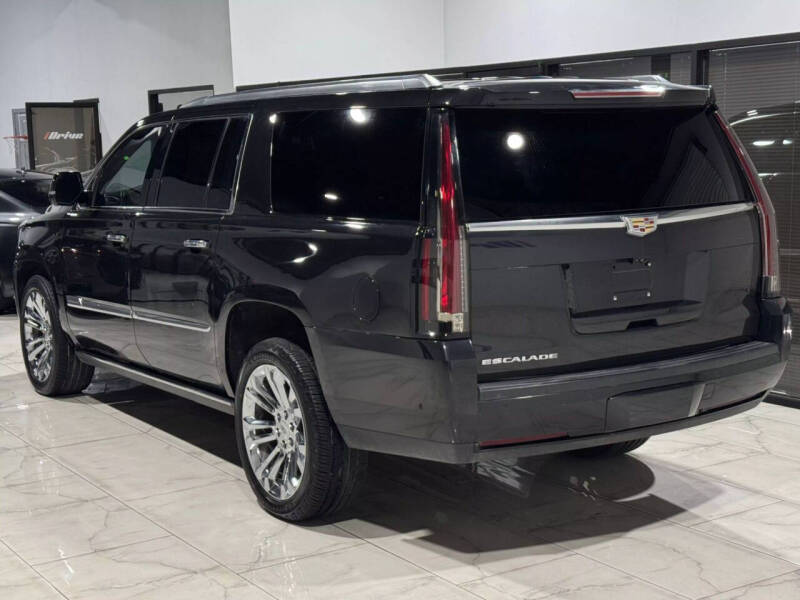 2019 Cadillac Escalade ESV Premium Luxury