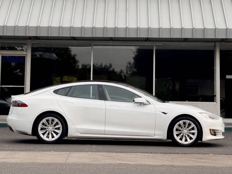 2017 Tesla Model S