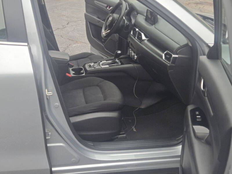 2017 Mazda CX-5 Sport