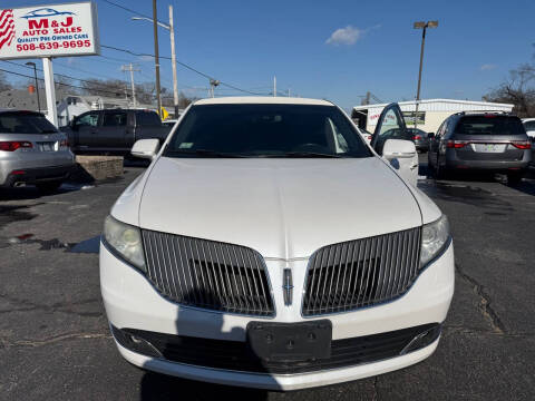 2013 Lincoln MKT Town Car