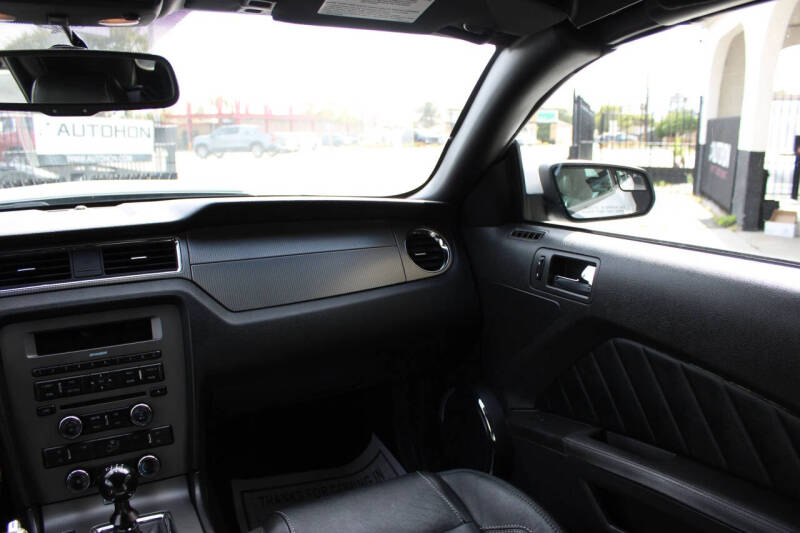 2011 Ford Mustang