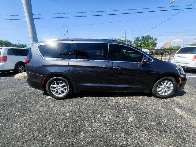 2022 Chrysler Pacifica Touring L