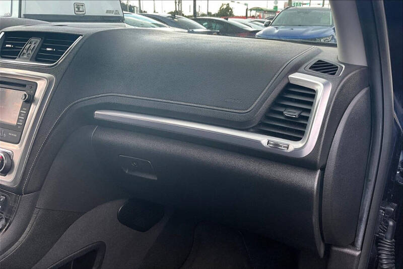 2017 GMC Acadia Limited