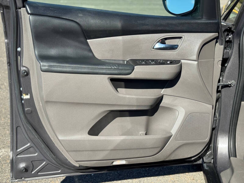 2016 Honda Odyssey SE