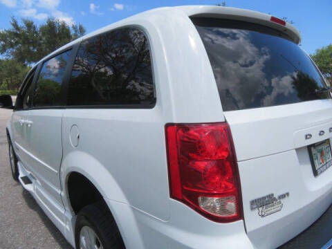 2014 Dodge Grand Caravan SE
