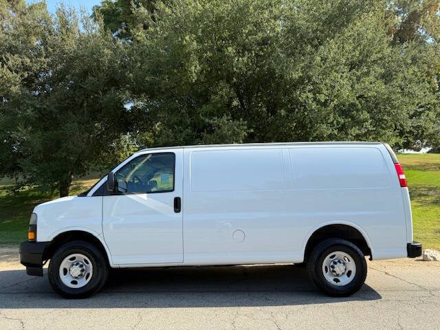 2022 Chevrolet Express Cargo Work Van