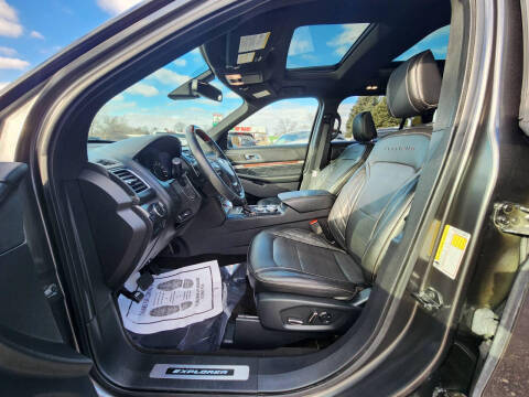 2018 Ford Explorer Platinum