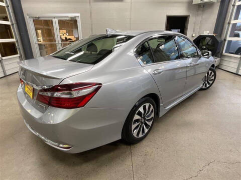 2017 Honda Accord Hybrid Touring