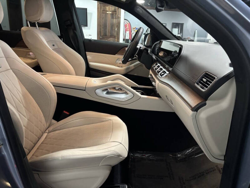 2026 Mercedes-Benz GLS AMG GLS 63