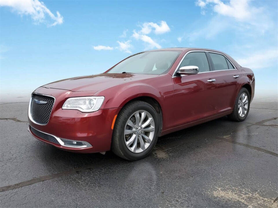 2019 Chrysler 300 for sale at Muskegon Motors in Muskegon, MI